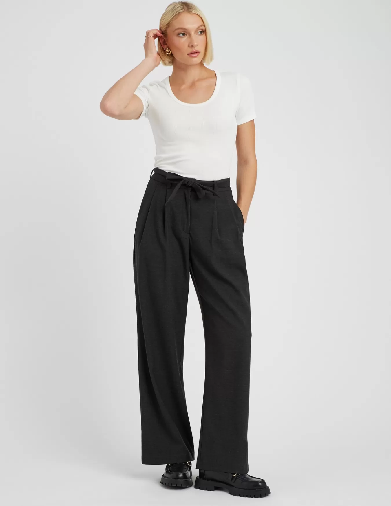 Pantalon Tailleur à Pinces Polyester Recyclé^BZB Online